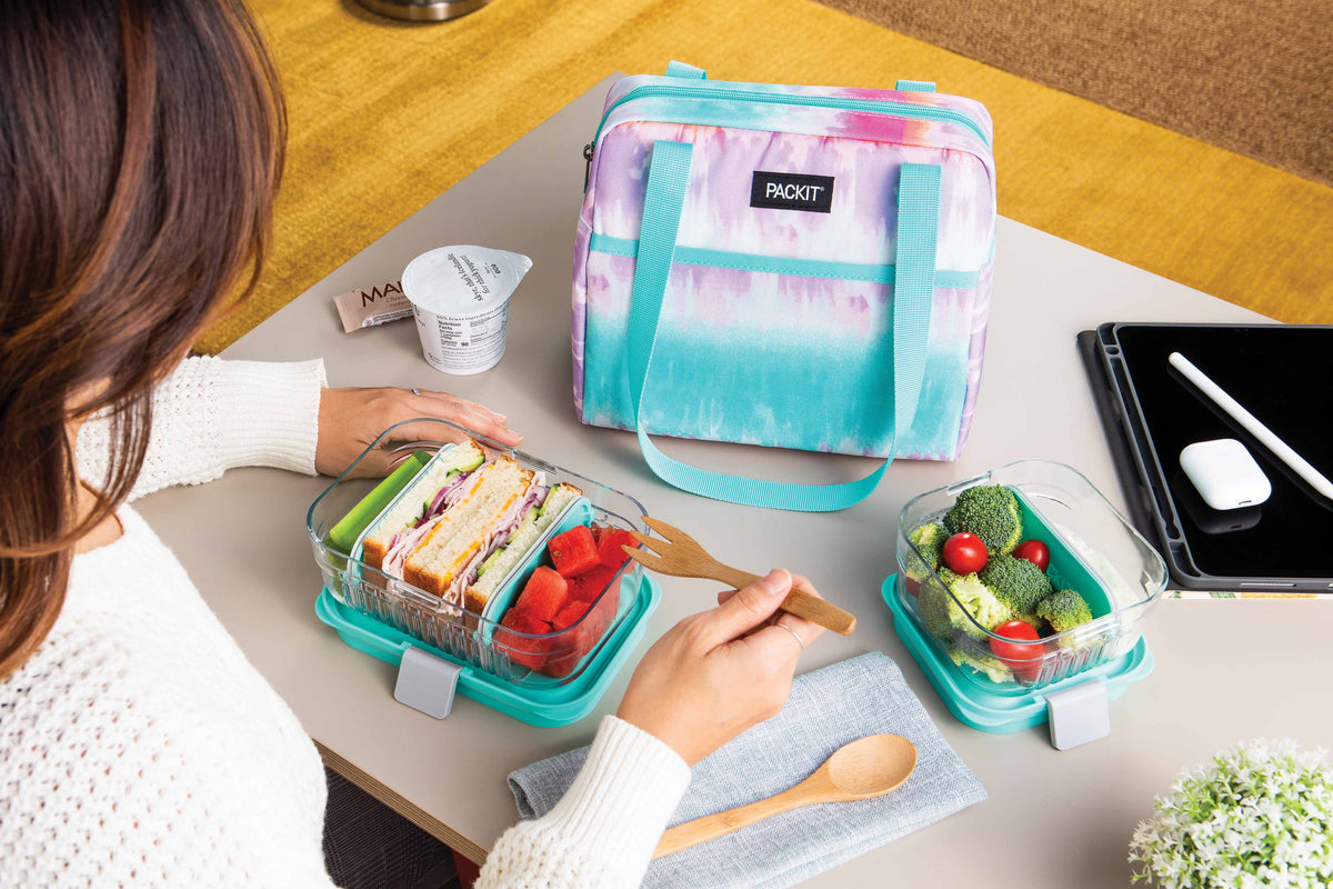 freezable-hampton-lunch-bag-f2 2022_Lifestyle_Hampton-Lunch-Bag_Tie-Dye-Sorbet_02_Lores_718dd725-efea-42d0-9ebf-1660f0dafb34.jpg