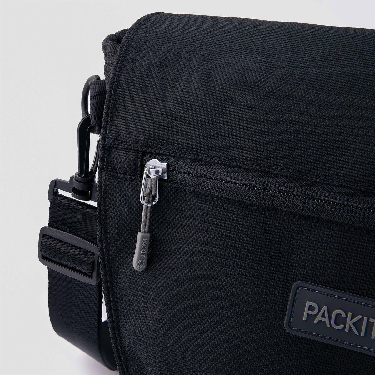 freezable-brooklyn-crossbody-q1 freezable-brooklyn-crossbody-black-ecofreeze-plus-zoom-zipper-pull.jpg