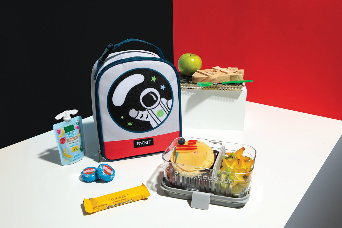 freezable-playtime-lunch-box-f5 freezable-playtime-lunch-box-spaceship-lifestyle-bento-food.jpg