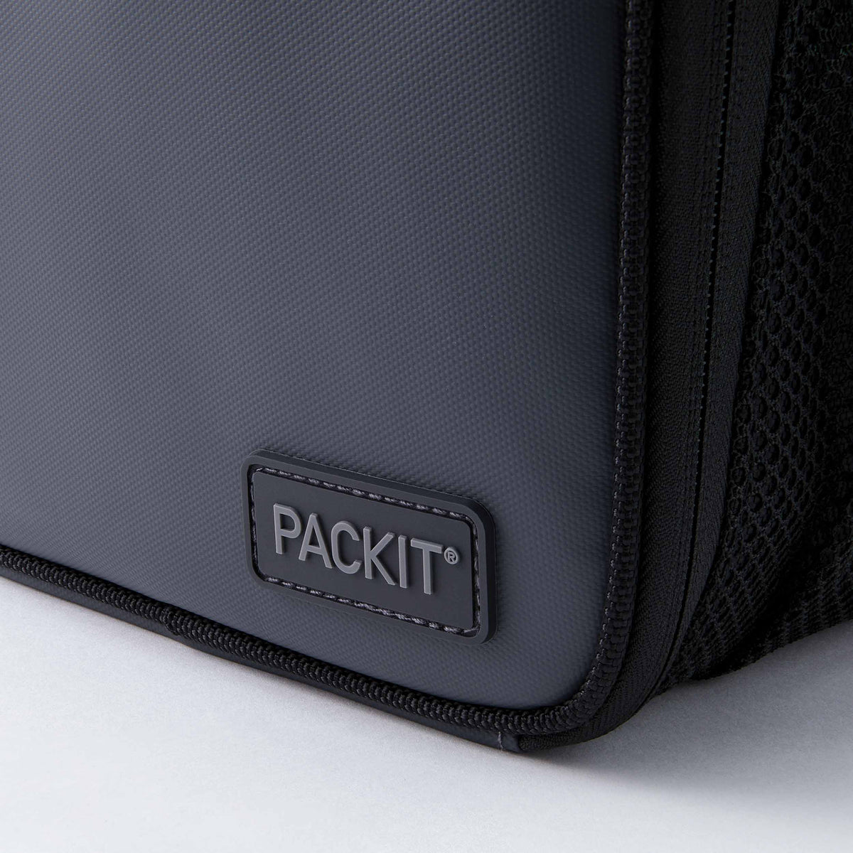 freezable-upright-lunch-box-z6 freezable-upright-lunch-box-black-gray-zoom-logo.jpg